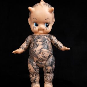 Muñeco kewpie con Cachos Tatuado